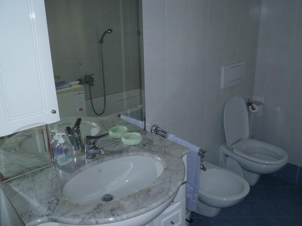 Nido Del Tadini Vila Lovere Quarto foto