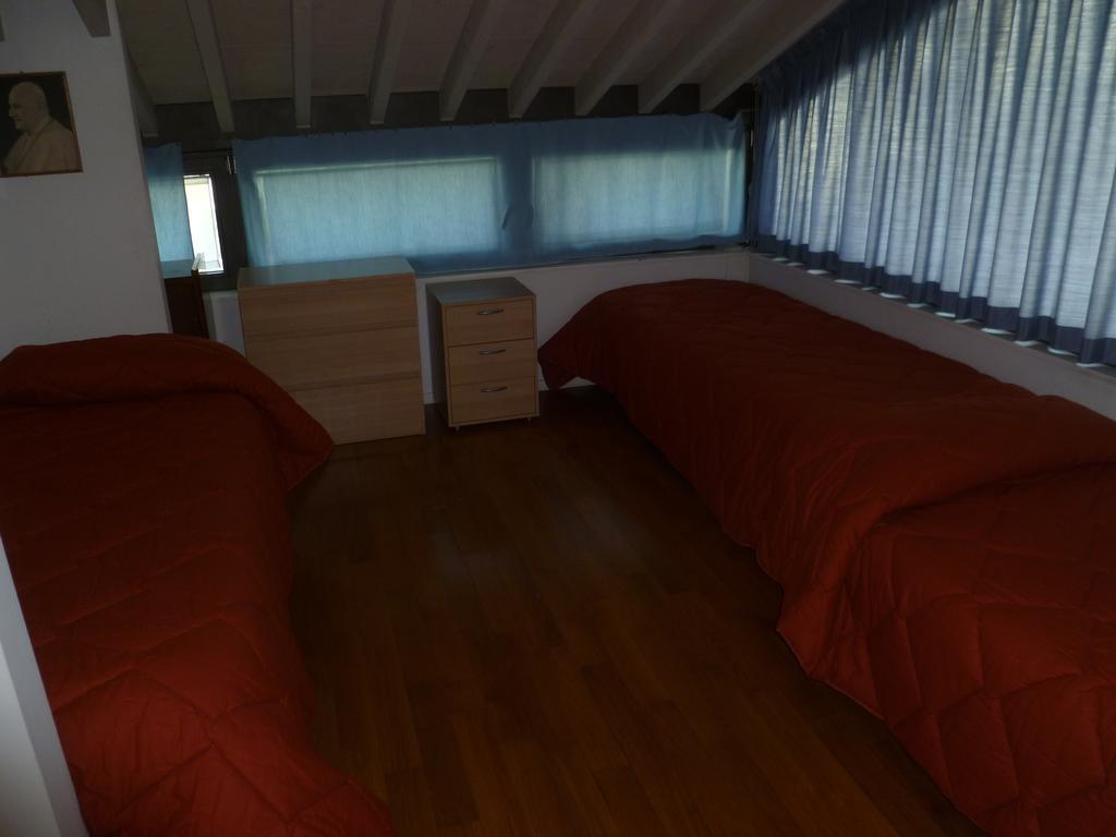 Nido Del Tadini Vila Lovere Quarto foto